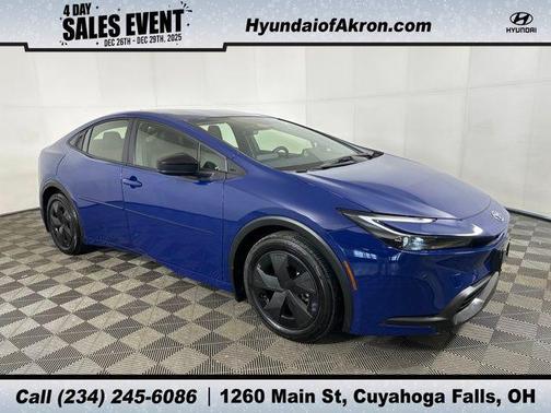 2025 Toyota Prius LE