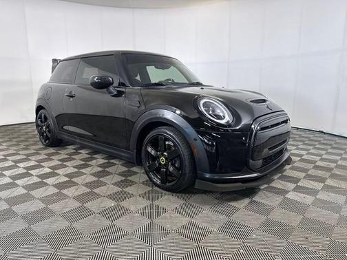 2022 MINI Hardtop Cooper S