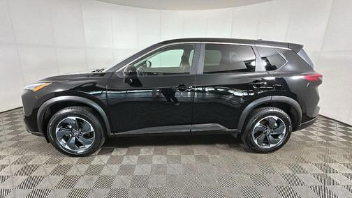 Super Black 2025 Nissan Rogue SV