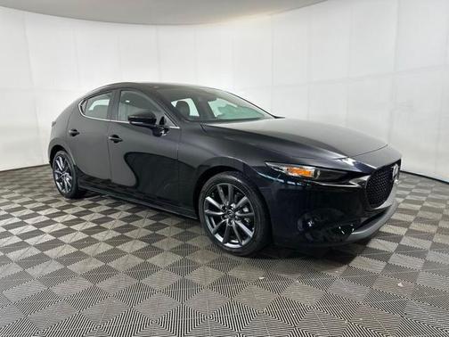 2023 Mazda Mazda3 FWD w/Preferred Package
