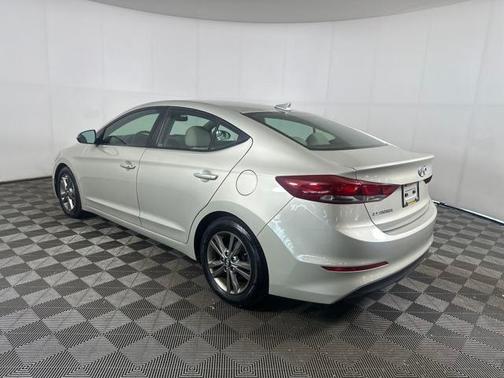 2017 Hyundai ELANTRA Value Edition