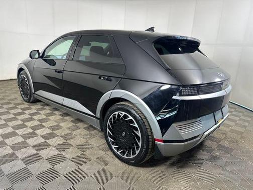 2022 Hyundai IONIQ 5 Limited