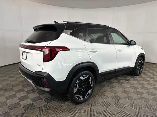 2025 Kia Seltos SX Turbo