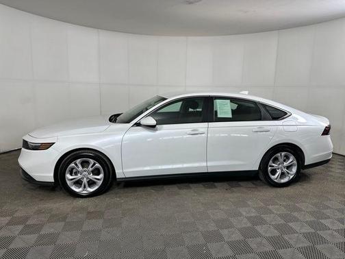 2025 Honda Accord LX 1.5T