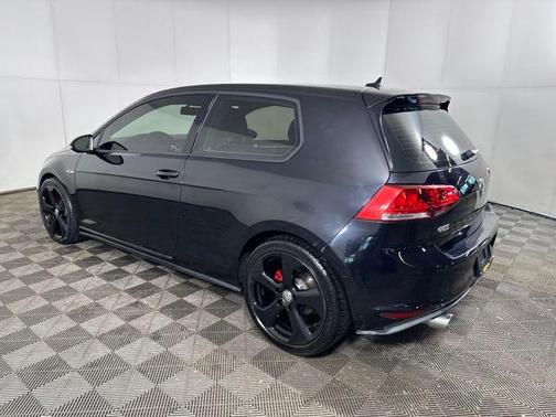 2015 Volkswagen Golf GTI 2.0T S 4-Door