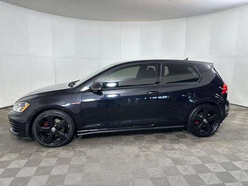 2015 Volkswagen Golf GTI 2.0T S 4-Door