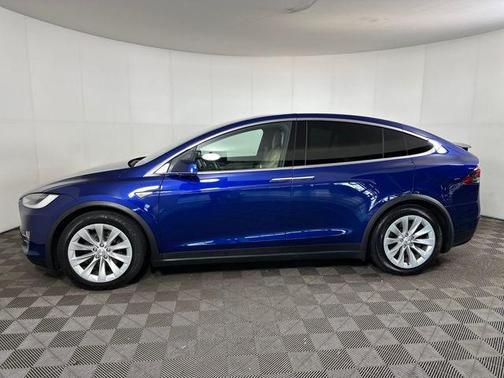 2016 Tesla Model X 90D