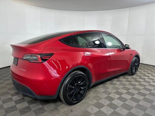 2023 Tesla Model Y Long Range Dual Motor All-Wheel Drive