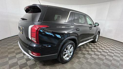 Abyss Black Pearl 2022 Hyundai PALISADE SE