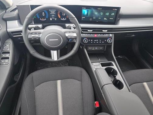 2026 Hyundai SONATA Hybrid SE