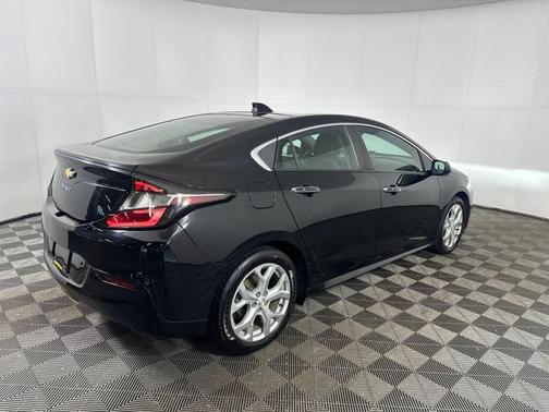 2017 Chevrolet Volt Premier