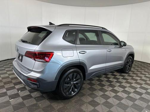 2022 Volkswagen Taos 1.5T S