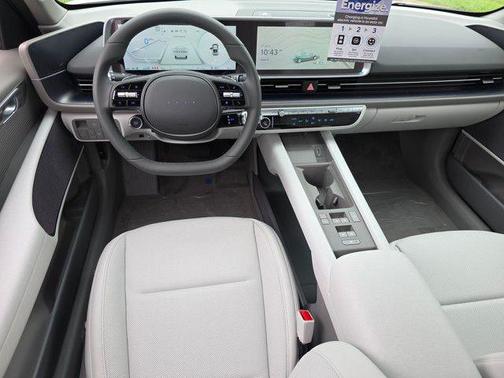 2025 Hyundai IONIQ 6 SEL