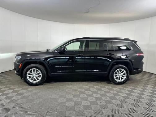 2022 Jeep Grand Cherokee L Laredo