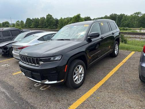 2022 Jeep Grand Cherokee L Laredo