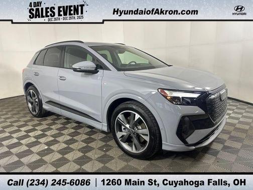 2024 Audi Q4 e-tron Premium Plus 55 quattro