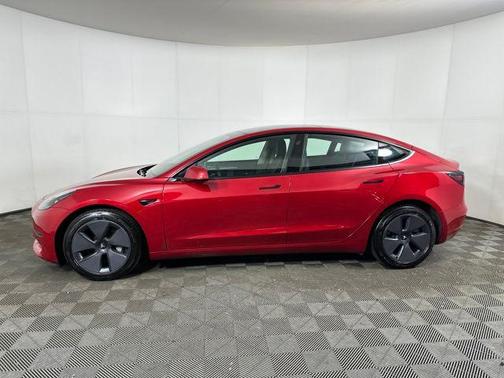 2023 Tesla Model 3 Standard Range