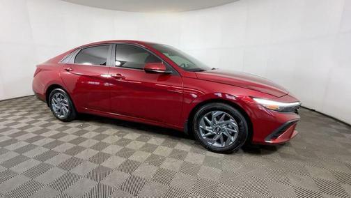 Ultimate Red 2024 Hyundai ELANTRA SEL