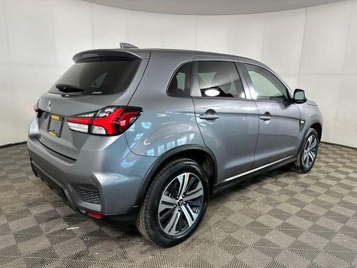 2025 Mitsubishi Outlander Sport 2.0 ES