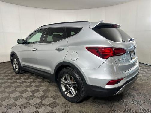 Sparkling Silver 2017 Hyundai Santa Fe Sport 2.4L
