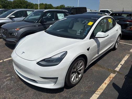 2021 Tesla Model 3 Standard Range Plus
