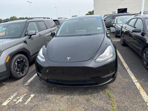 2021 Tesla Model Y Long Range Dual Motor All-Wheel Drive