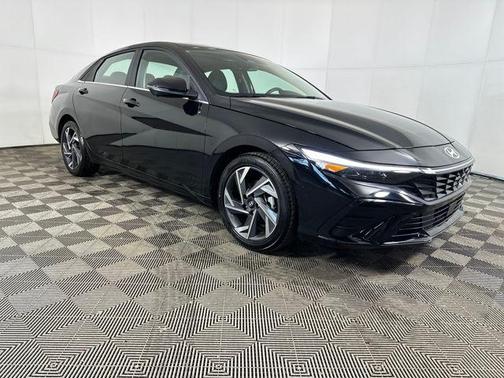 2024 Hyundai ELANTRA Limited