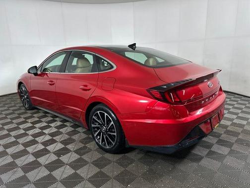 2021 Hyundai SONATA Limited