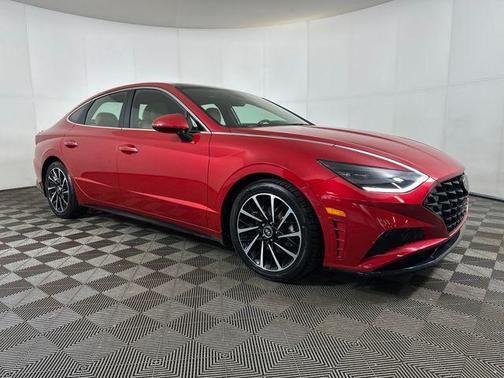 2021 Hyundai SONATA Limited