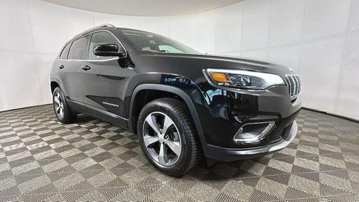 Diamond Black Crystal Pearlcoat 2020 Jeep Cherokee Limited