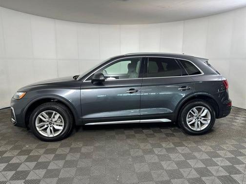 2022 Audi Q5 45 S line Premium