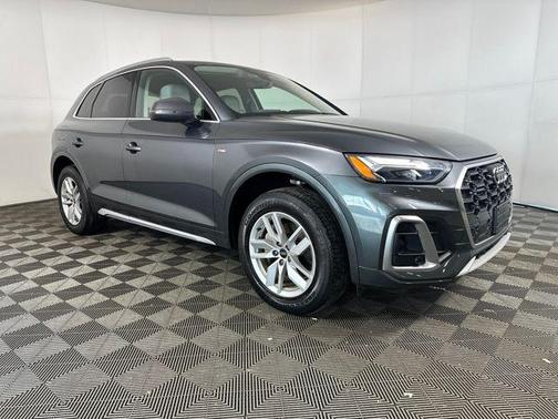 2022 Audi Q5 45 S line Premium