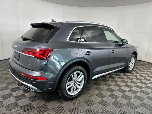 2022 Audi Q5 45 S line Premium