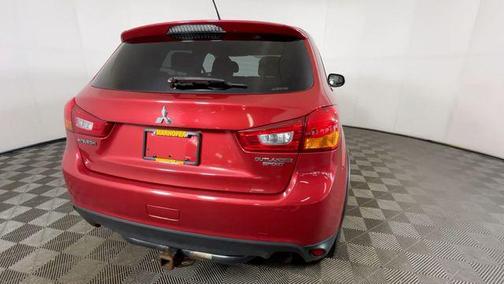 Rally Red Metallic 2016 Mitsubishi Outlander Sport 2.0 ES