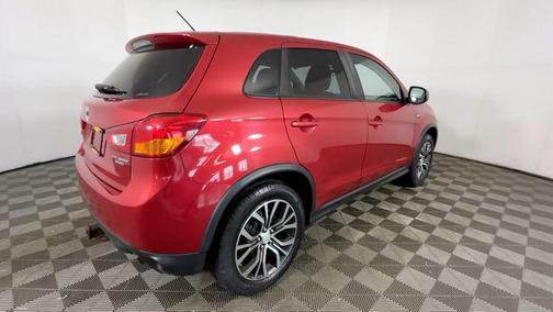 Rally Red Metallic 2016 Mitsubishi Outlander Sport 2.0 ES