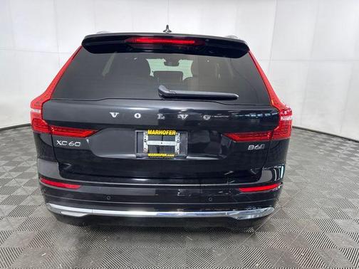 2022 Volvo XC60 B6 Inscription