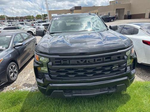 2024 Chevrolet Silverado 1500 Custom