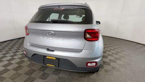 Shimmering Silver 2023 Hyundai VENUE SEL