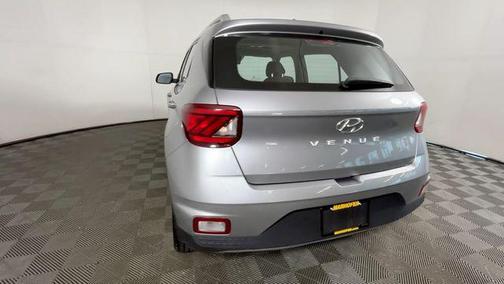 Shimmering Silver 2023 Hyundai VENUE SEL