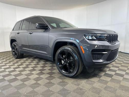 2024 Jeep Grand Cherokee Altitude