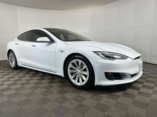 2016 Tesla Model S 75D