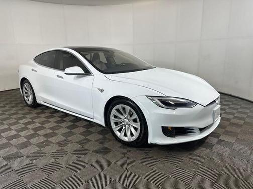 2016 Tesla Model S 75D