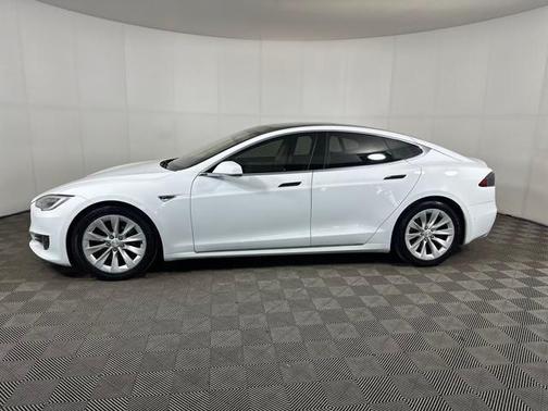 2016 Tesla Model S 75D