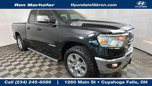 Diamond Black Crystal Pearlcoat 2022 RAM 1500 Big Horn/Lone Star