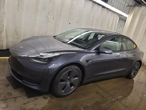 2023 Tesla Model 3 Standard Range