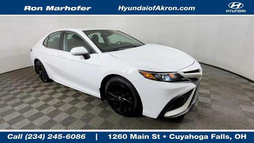 Ice Cap 2024 Toyota Camry SE