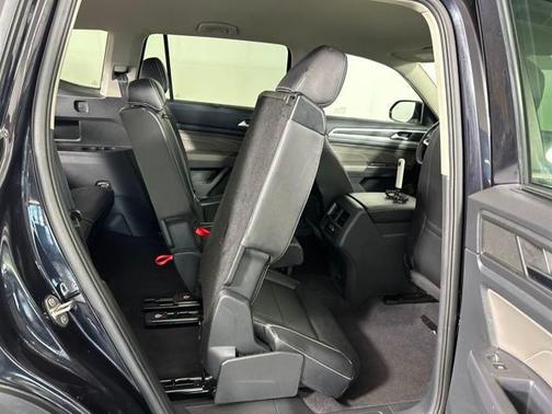 2021 Volkswagen Atlas 3.6L SE w/Technology