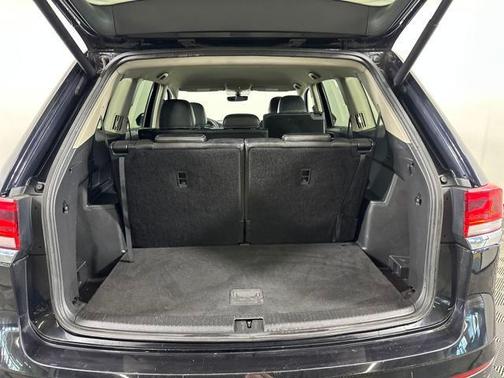 2021 Volkswagen Atlas 3.6L SE w/Technology