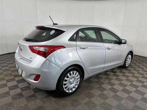 2017 Hyundai Elantra GT Base