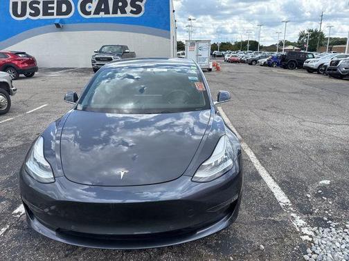 2019 Tesla Model 3 Standard Range Plus